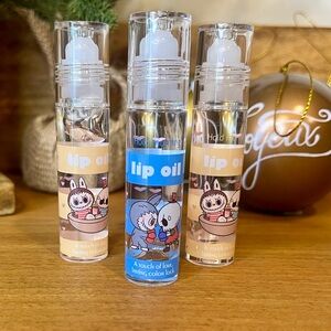 3 Holohing Labubu A Touch of Love Long Lasting Color Lock Lip Oils